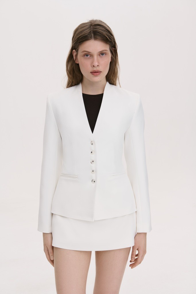 ПРИТАЛЕНИЙ ЖАКЕТ СИЛУЕТНОГО КРОЮ  1270 зображення